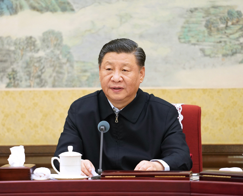 12月26日至27日，中共中央政治局召開(kāi)“不忘初心、牢記使命”專題民主生活會(huì)，中共中央總書記習(xí)近平主持會(huì)議并發(fā)表重要講話。新華社記者 李學(xué)仁 攝